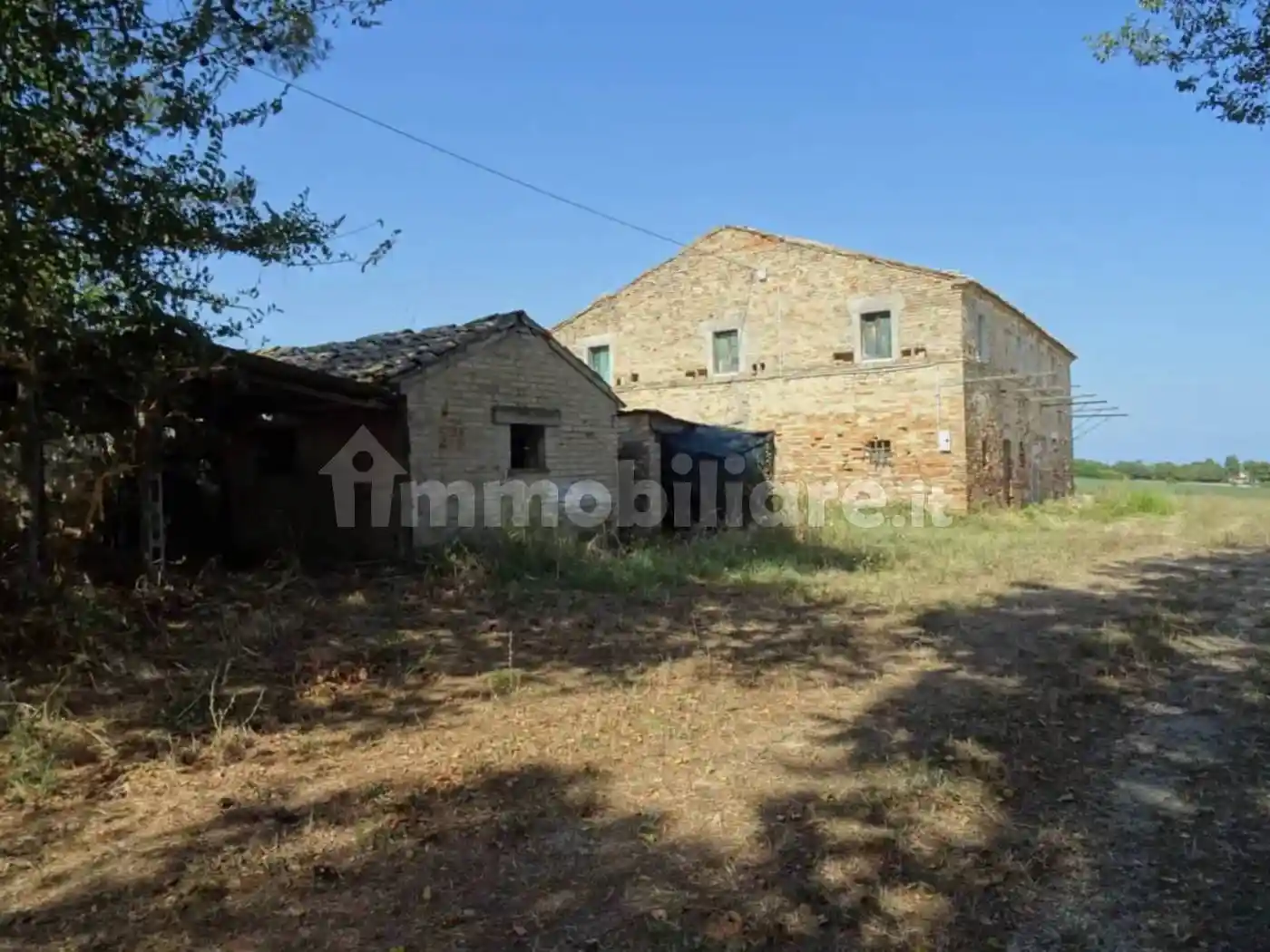 Rustico - Casale in vendita a Fermo