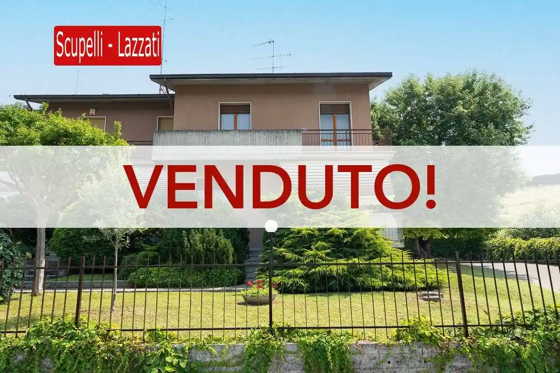 Villa in vendita a Casteggio