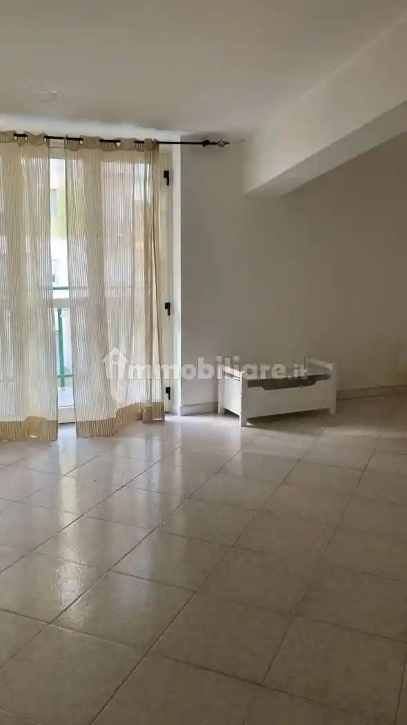 Trilocale via Valleamena, Gioia Tauro - foto 5