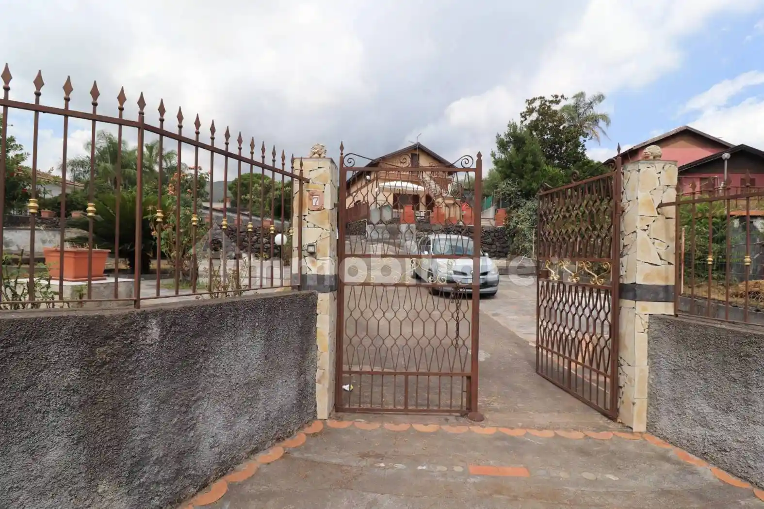 Villa in vendita a Zafferana Etnea