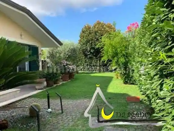 Villa in vendita a Sabaudia