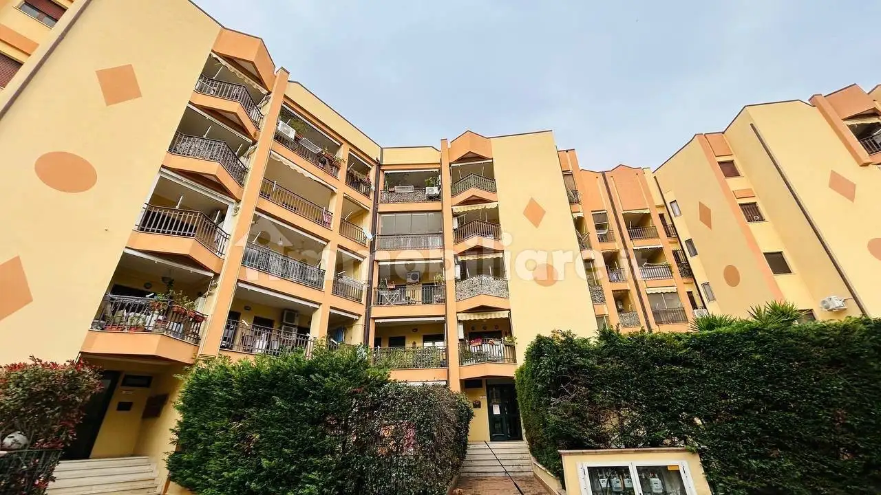 Appartamento in vendita a Paola