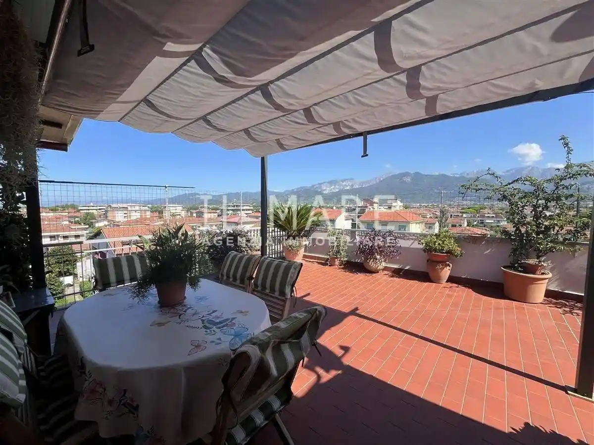 Attico - Mansarda in vendita a Massa