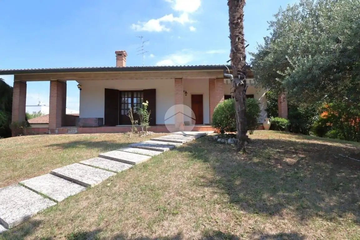 Villa in vendita a San Giorgio Bigarello