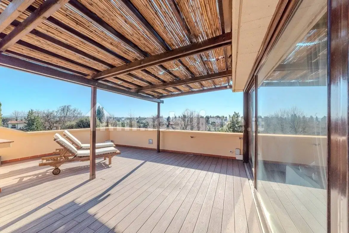 Appartamento in affitto a Firenze