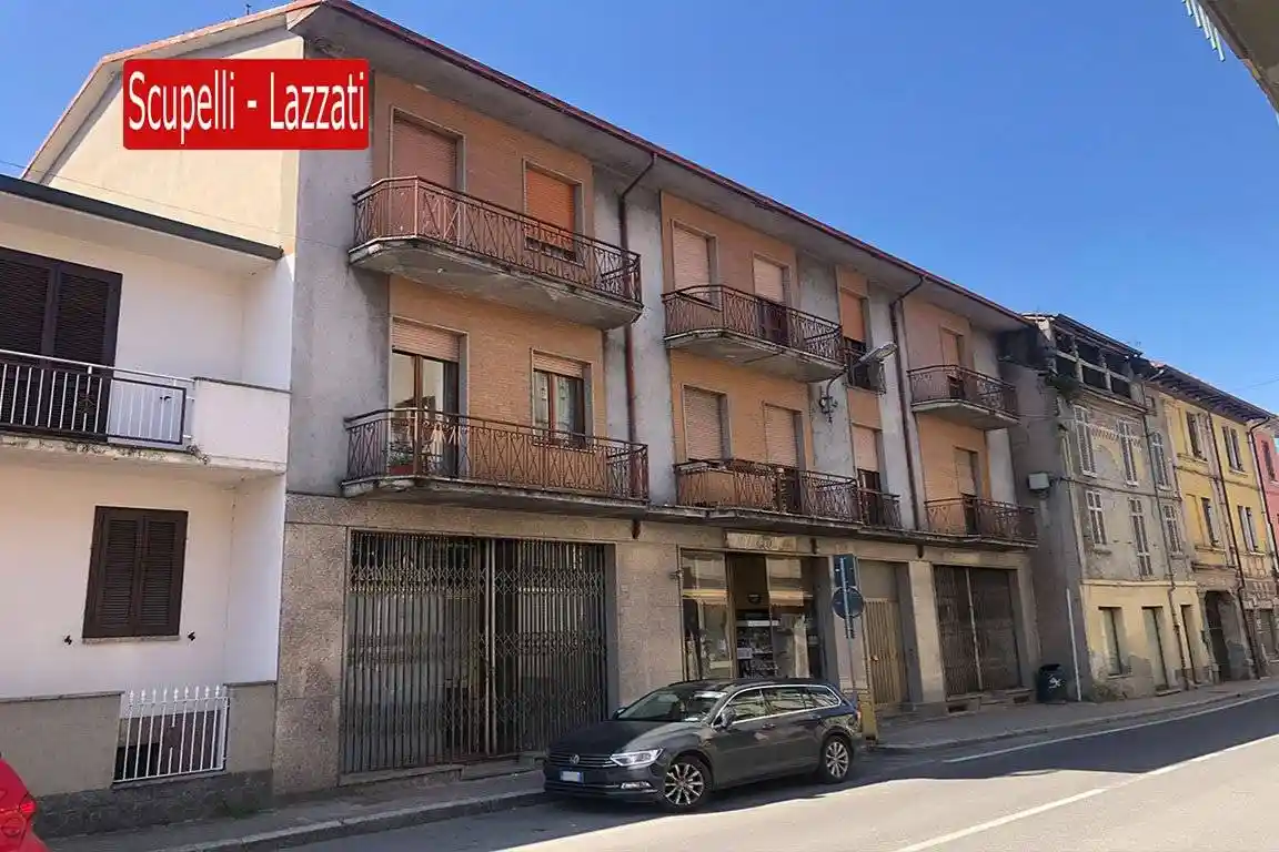 Palazzo - Edificio in vendita a Godiasco Salice Terme