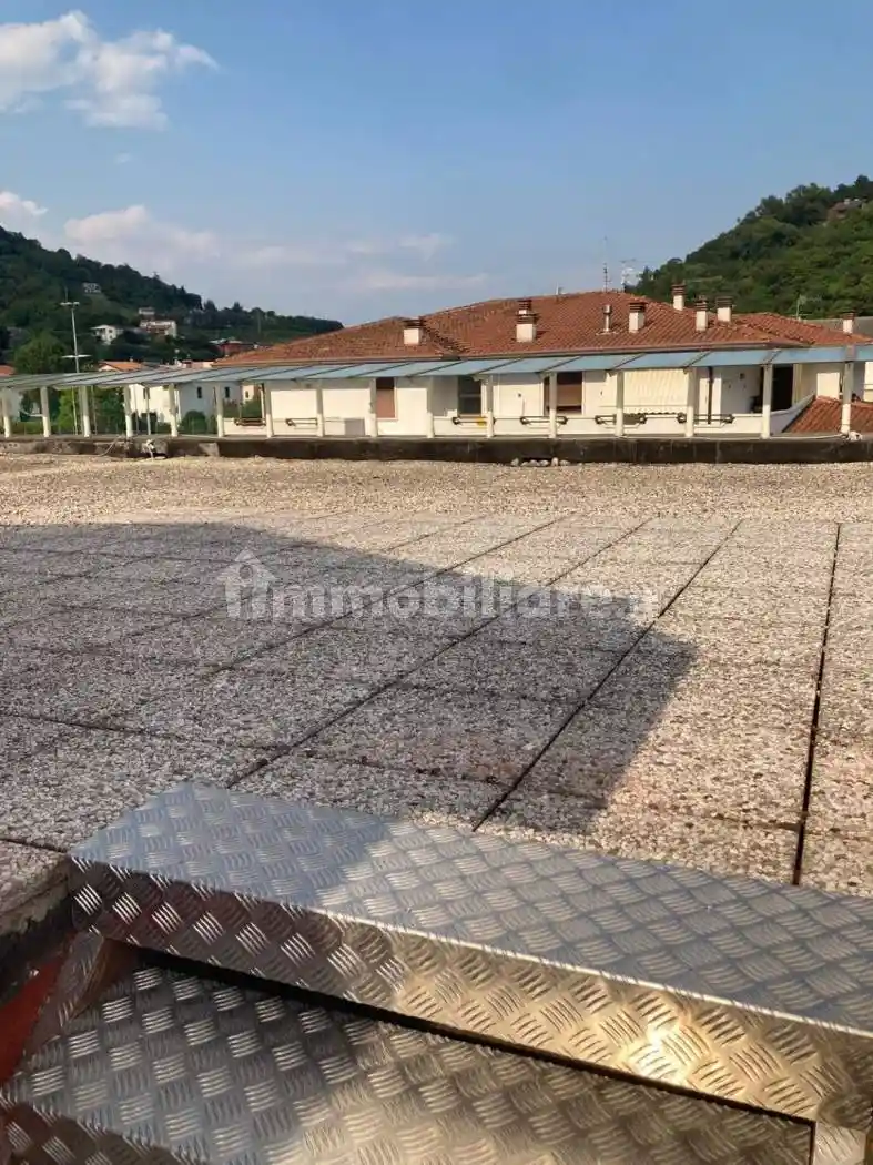 Bilocale via Papa Giovanni XXIII, Centro, Castelgomberto - foto 4