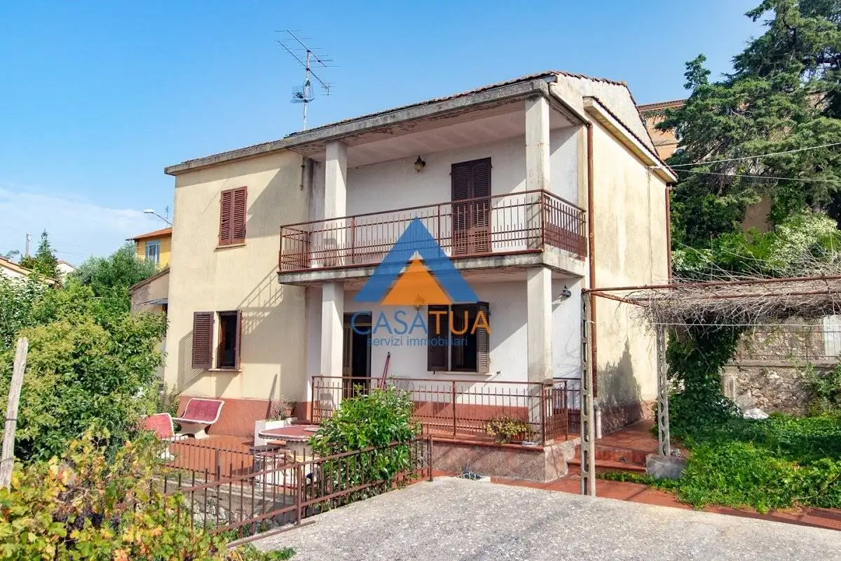 Villa in vendita a Lugnano in Teverina