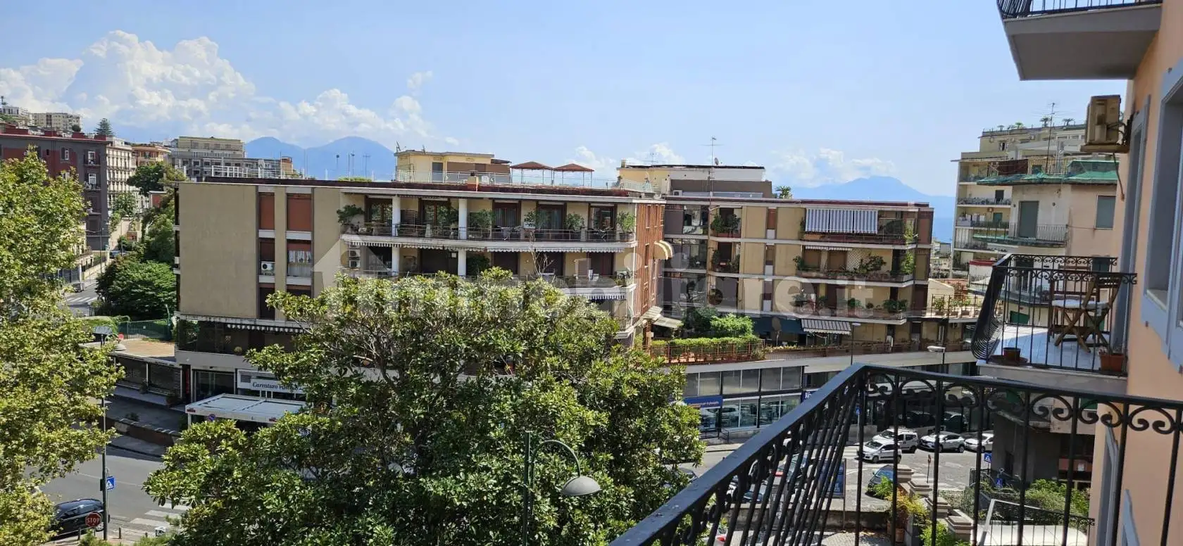 Appartamento in vendita a Napoli