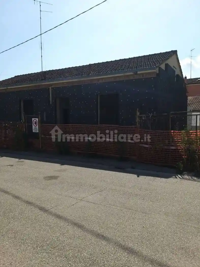 Villa unifamiliare, nuova, 205 m², Borgo Montone - San Marco, Ravenna - foto 2
