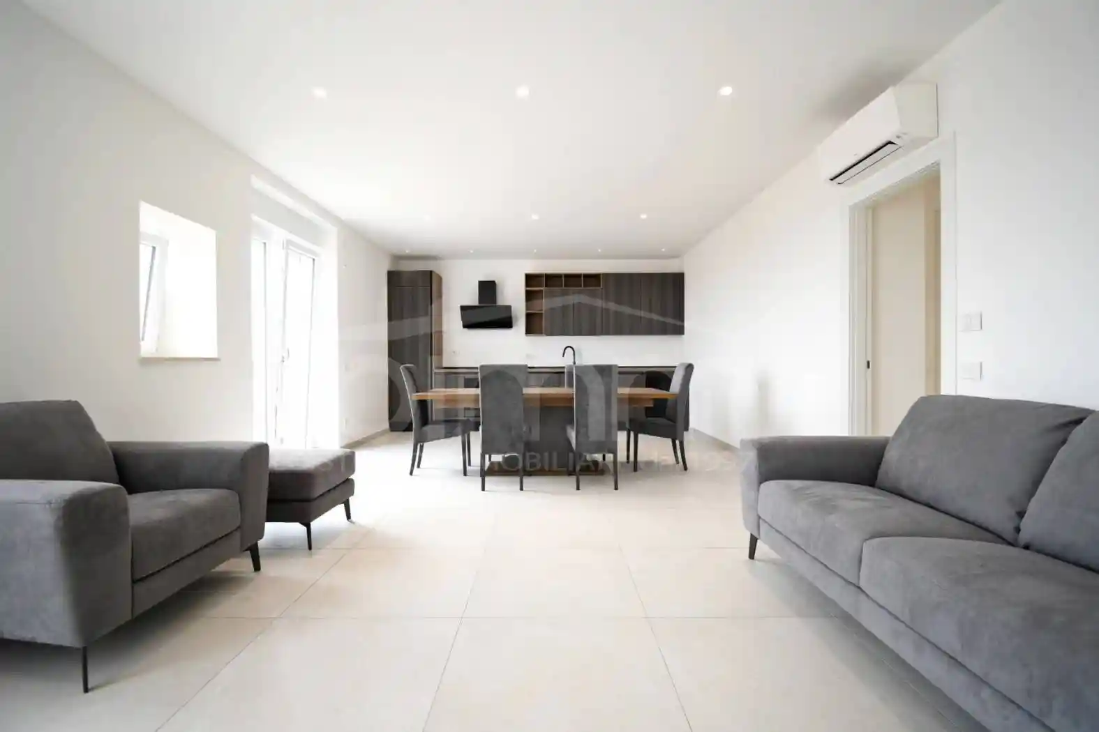 Quadrilocale via Vittorio Veneto 55, Tuvixeddu, Cagliari - foto 3