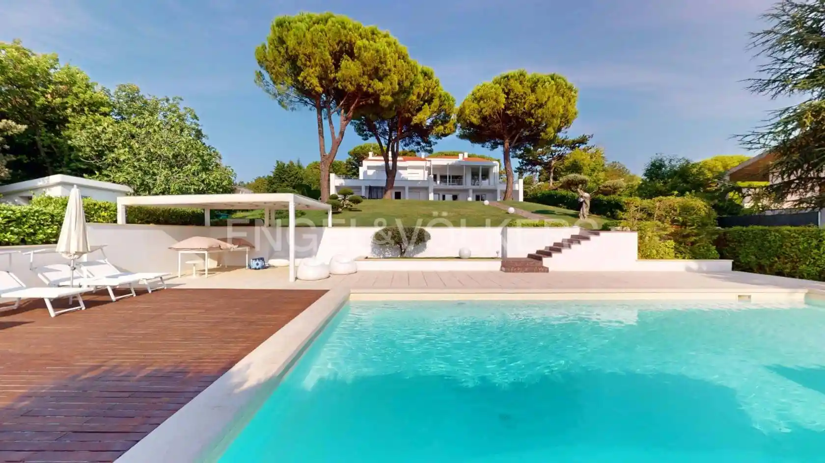 Villa in vendita a Pesaro