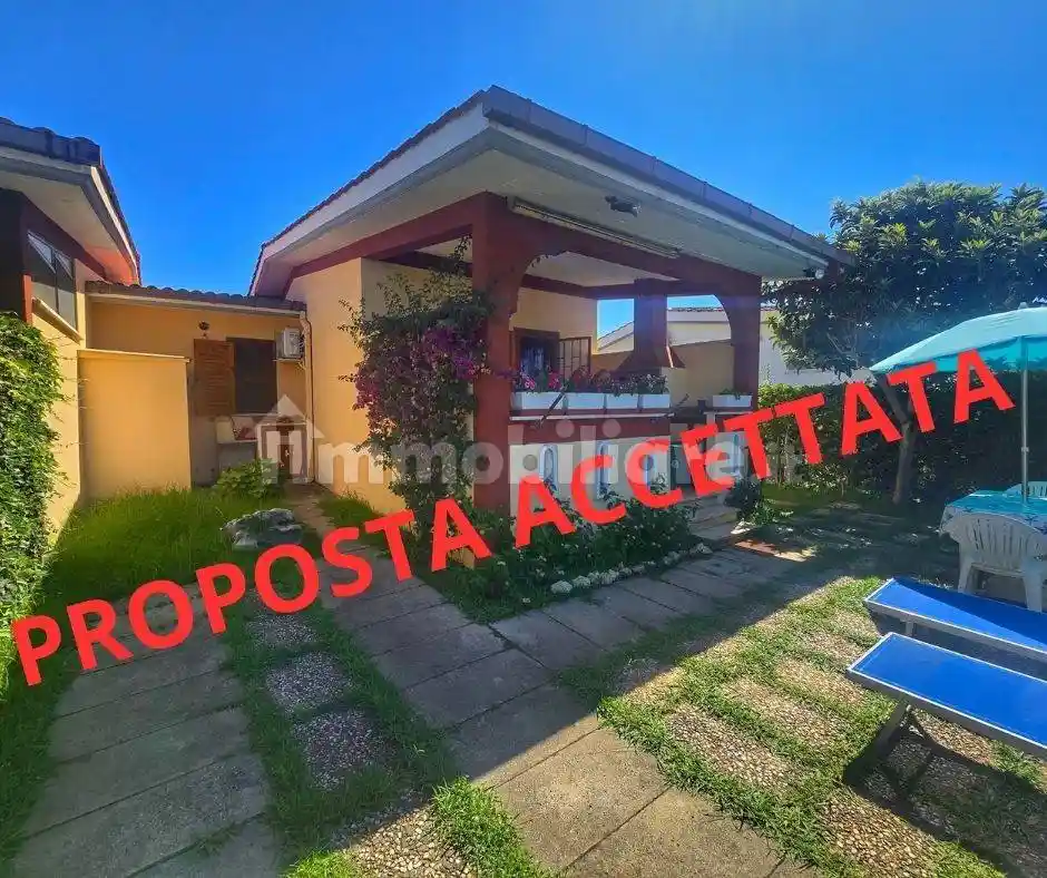 Villa in vendita a Ardea