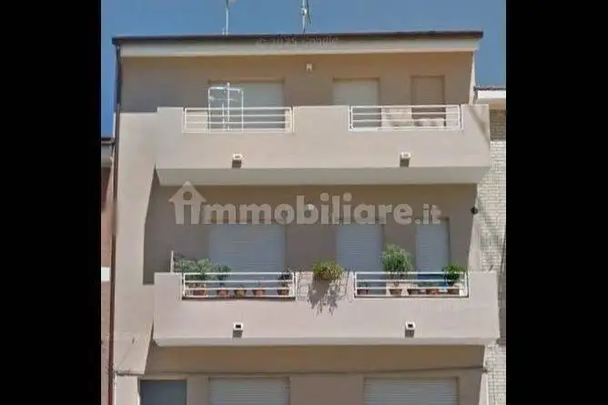 Casa indipendente in affitto a Porto San Giorgio