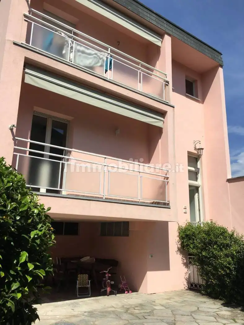 Quadrilocale via Trieste 5, Suna, Verbania - foto 2