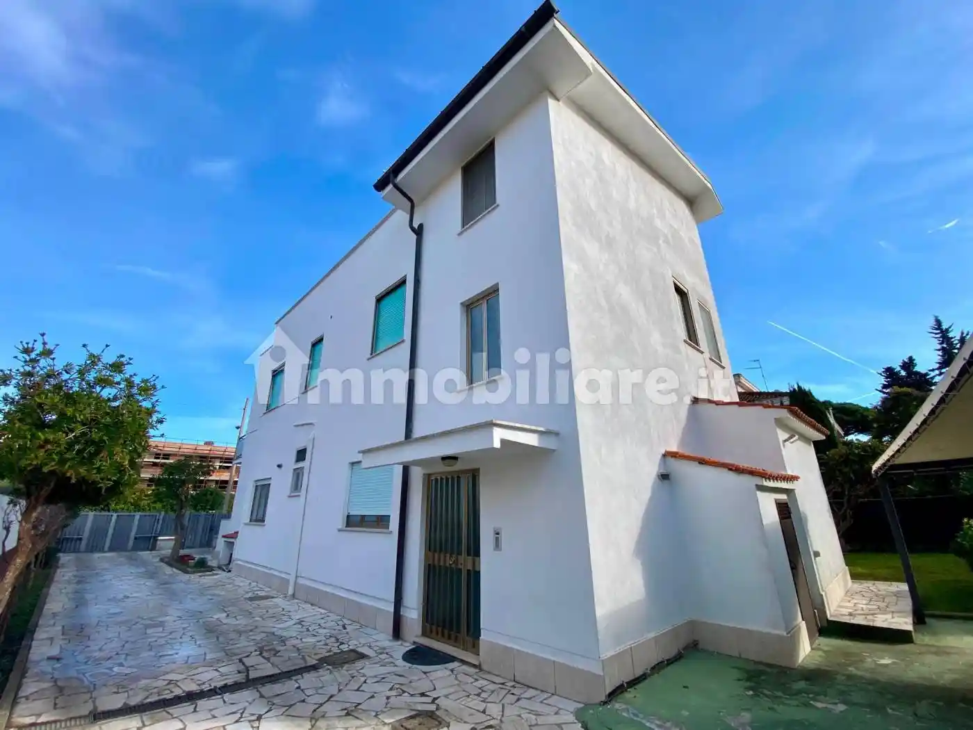 Appartamento in vendita a Sabaudia