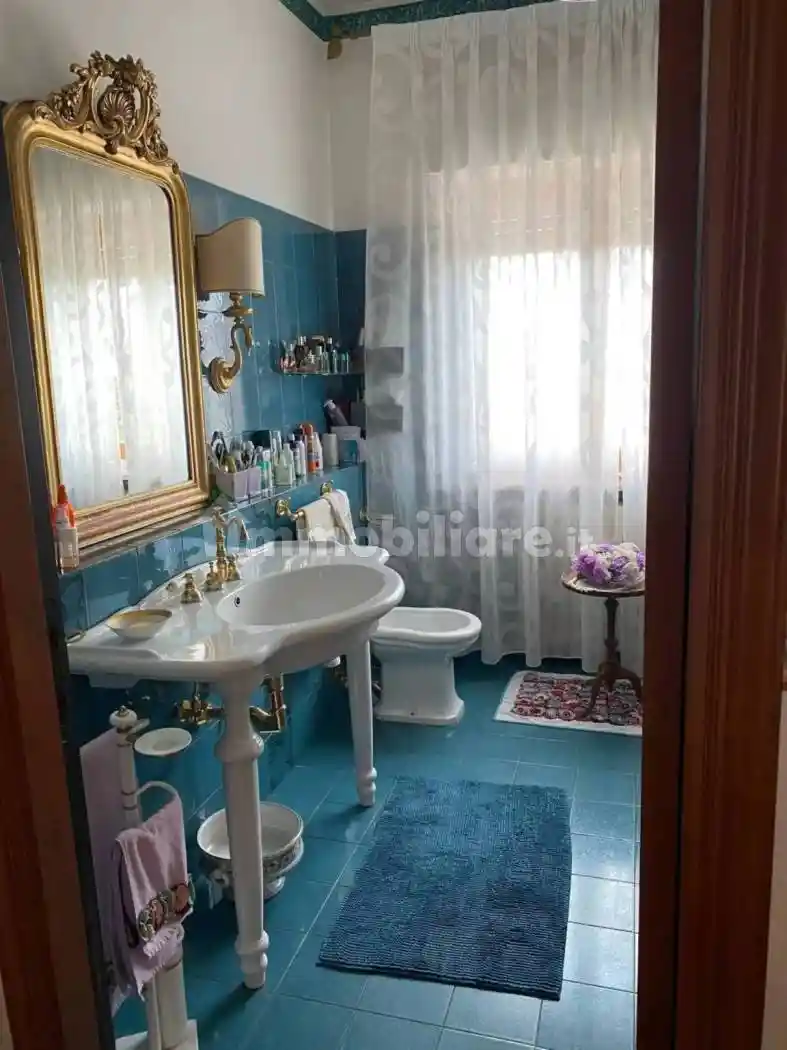 Palazzo - Edificio in Vendita - foto 4