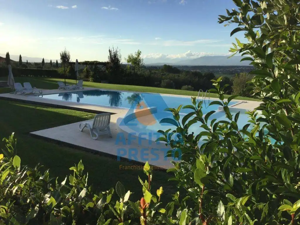 Palazzo - Edificio in affitto a Cerreto Guidi