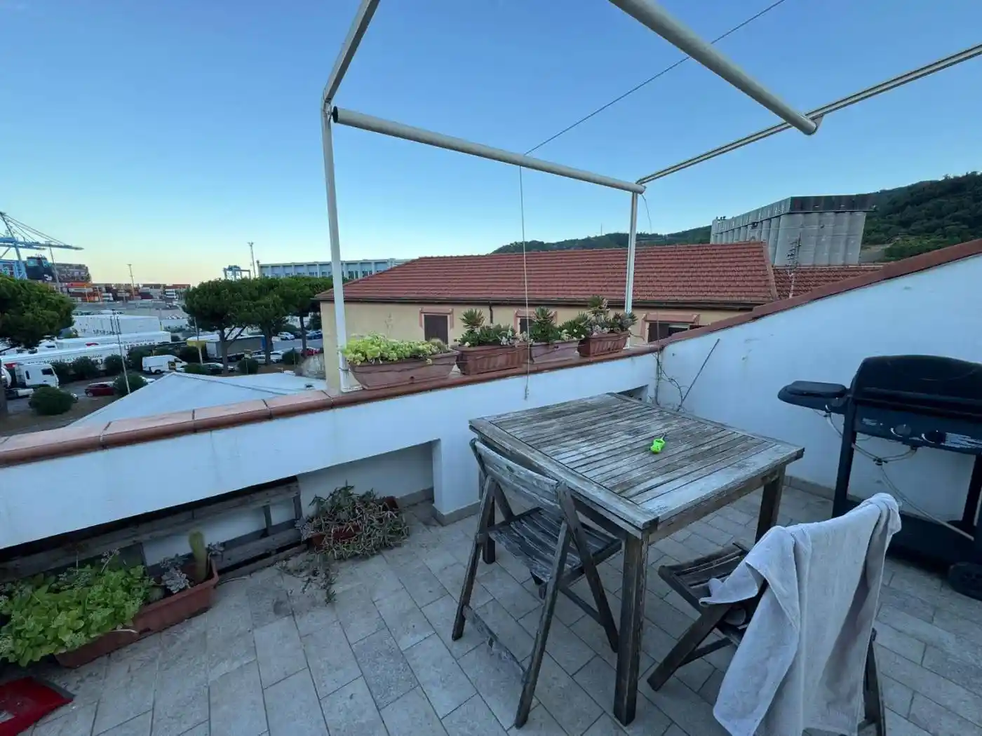 Appartamento in vendita a Vado Ligure