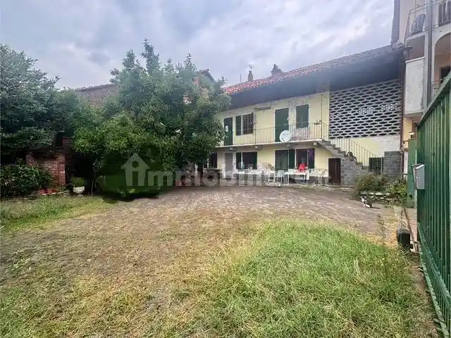 Casa indipendente in vendita a Castellamonte
