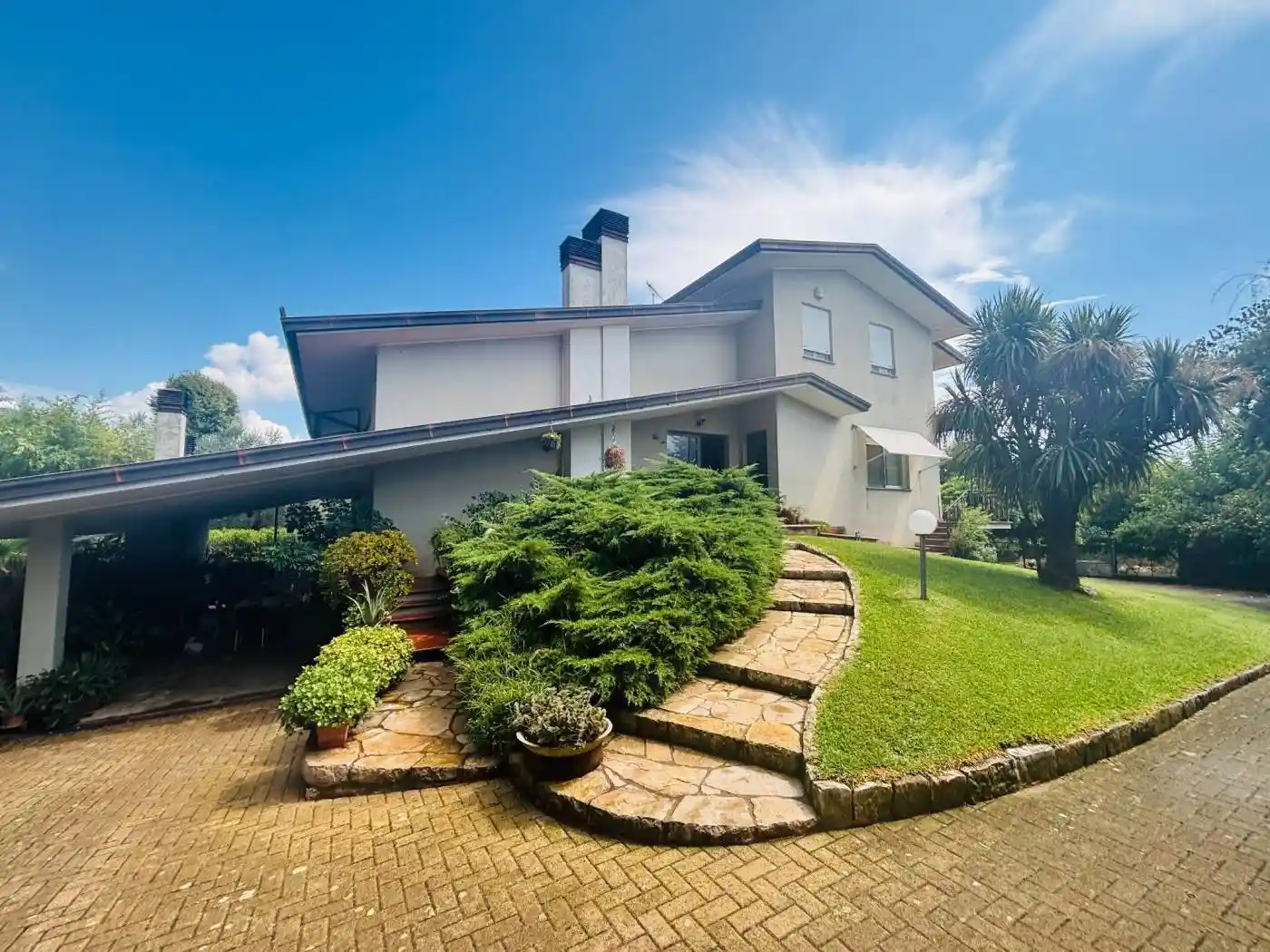 Villa in vendita a Monte San Biagio