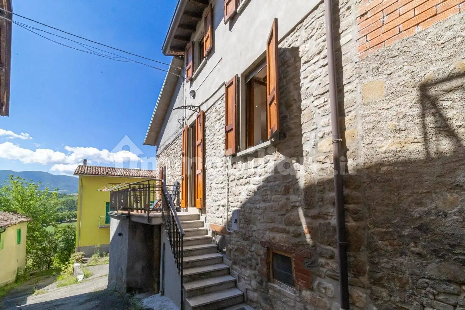 Casa indipendente in vendita a Neviano degli Arduini