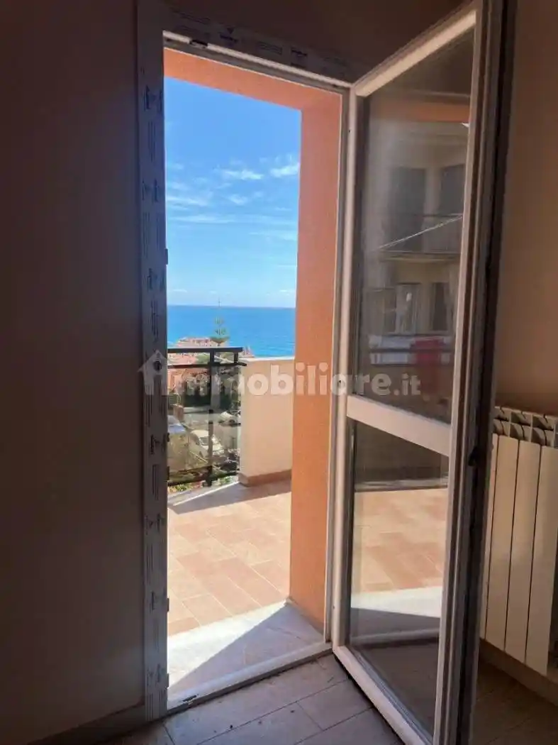 Attico - Mansarda in vendita a Finale Ligure