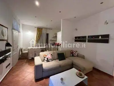 Appartamento in affitto a Soverato