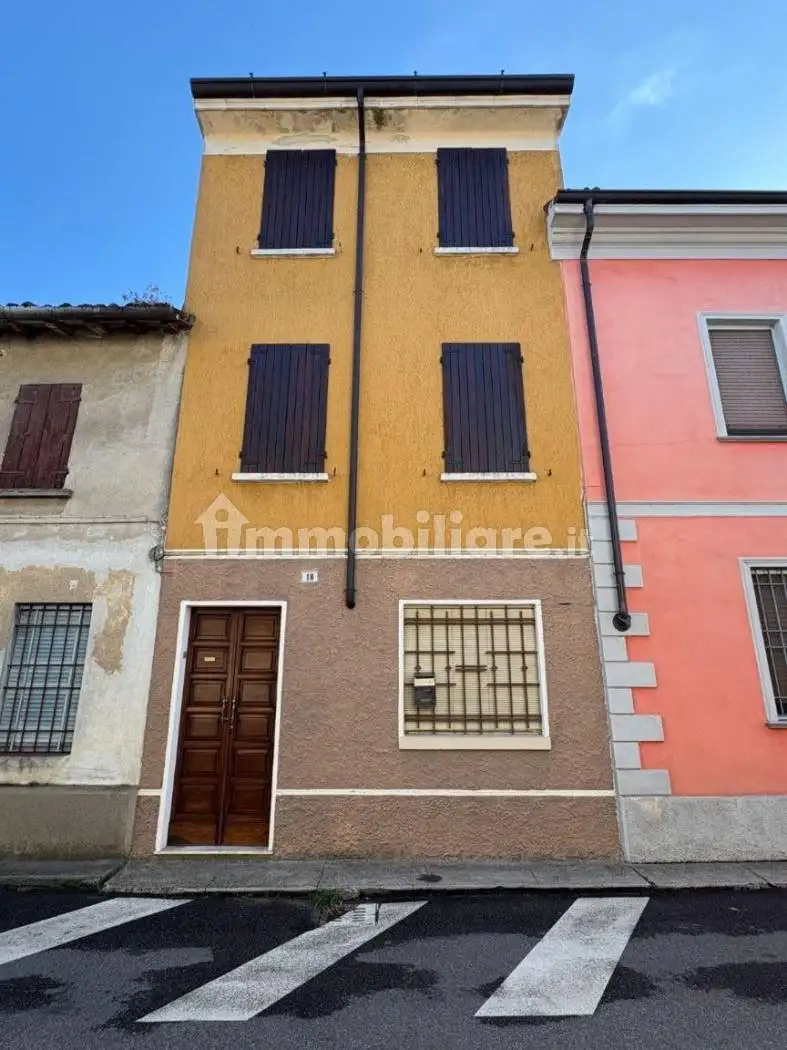 Casa indipendente in vendita a Ostiano