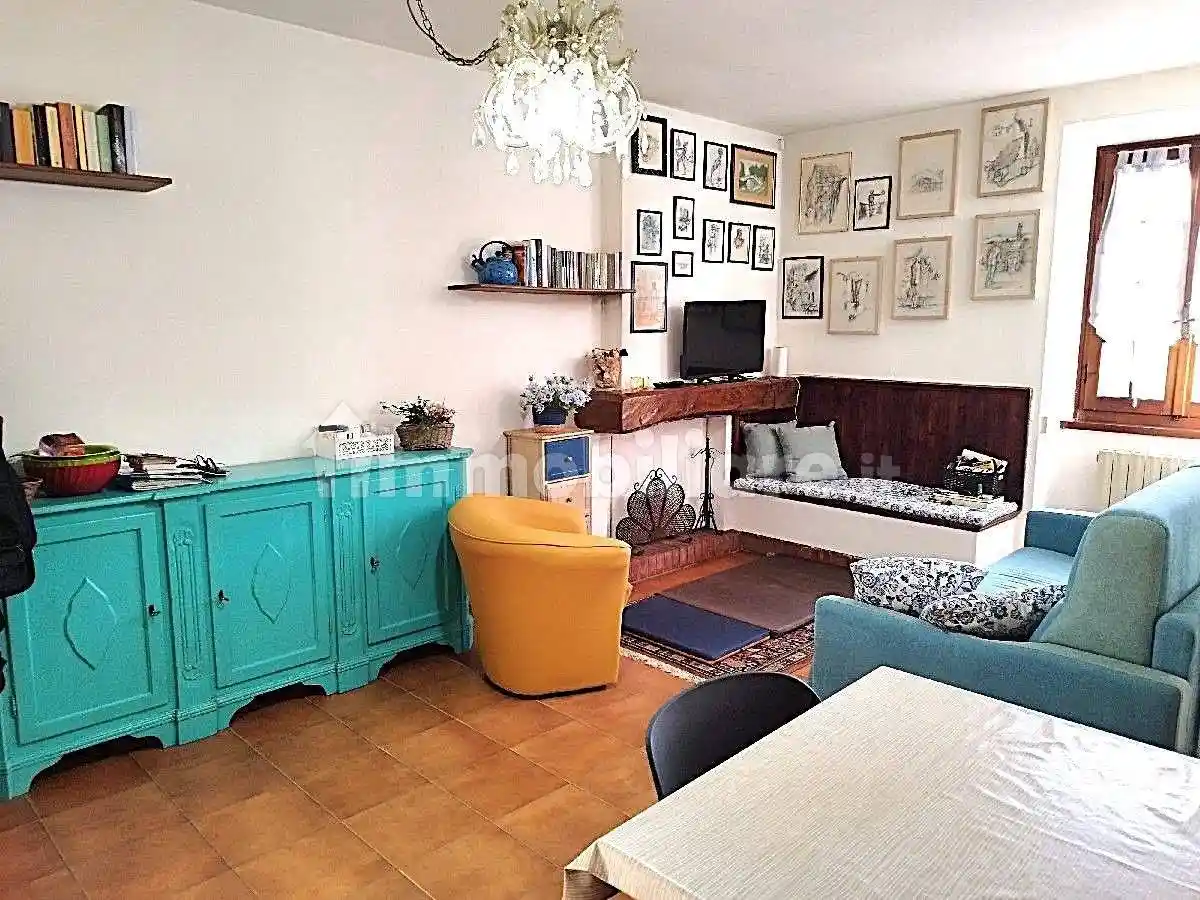 Casa indipendente in vendita a Camaiore