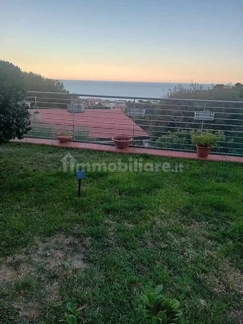 Appartamento in vendita a Andora