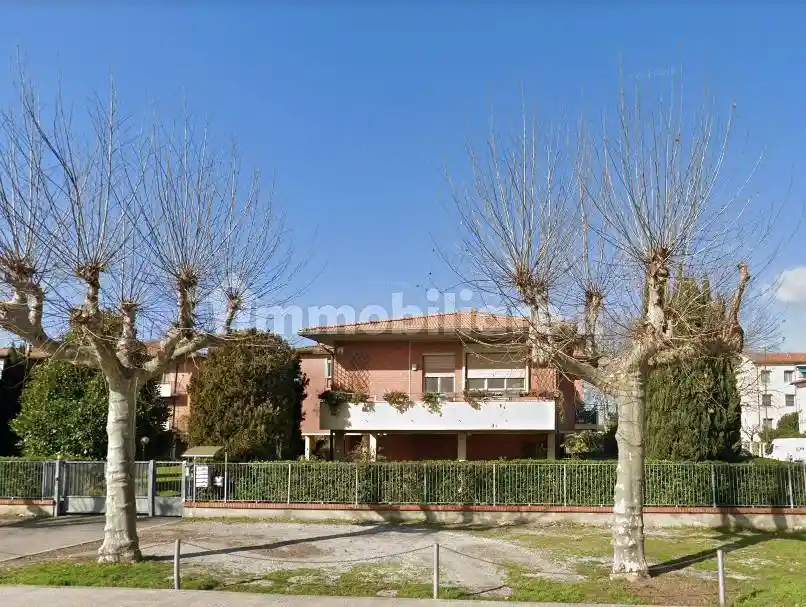 Villa in vendita a Pisa