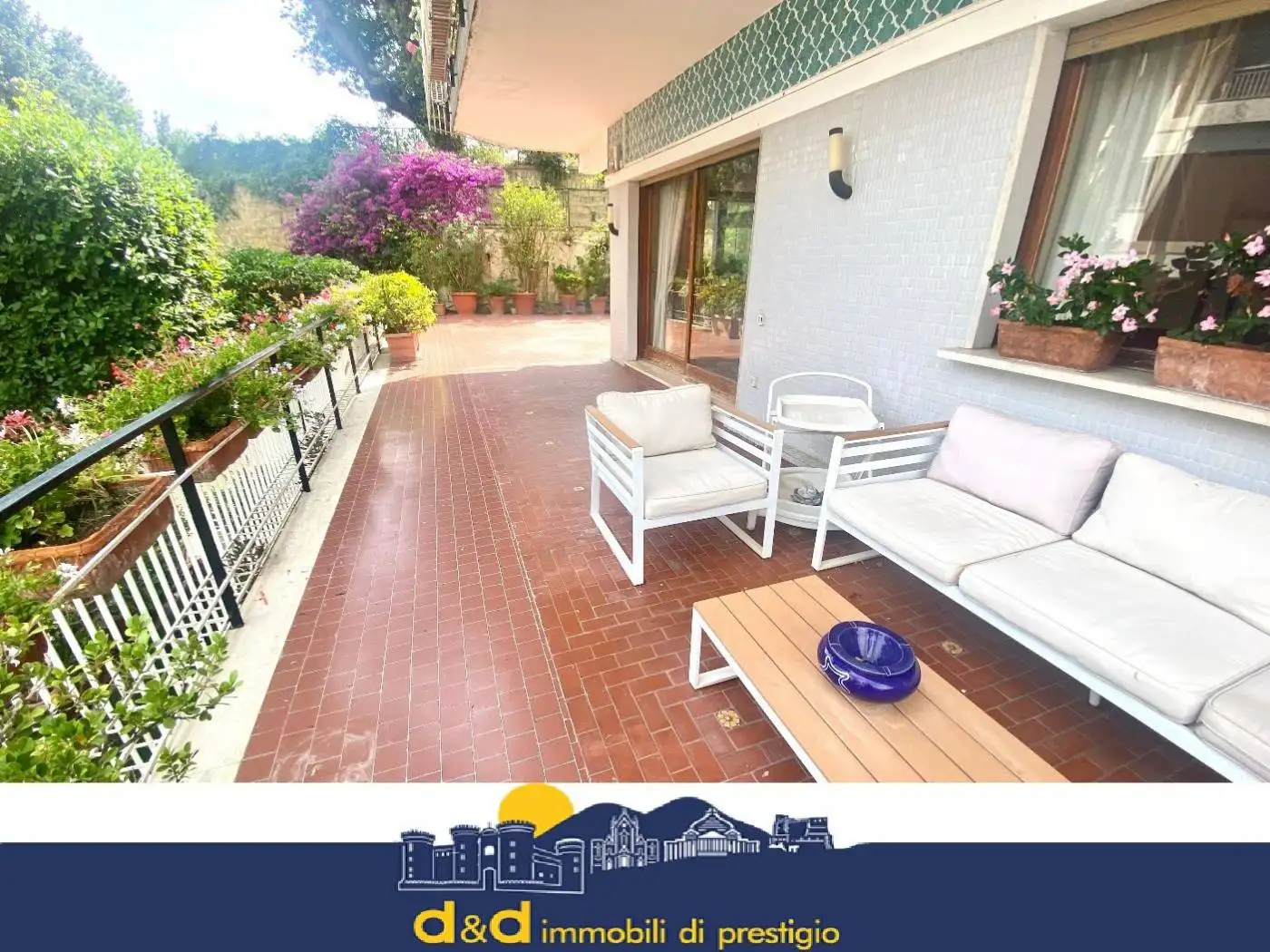 Appartamento in vendita a Napoli