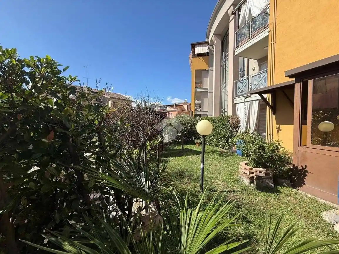 Appartamento in vendita a Desenzano del Garda