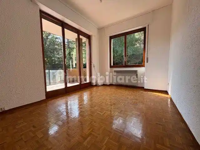 Appartamento in vendita a Varese