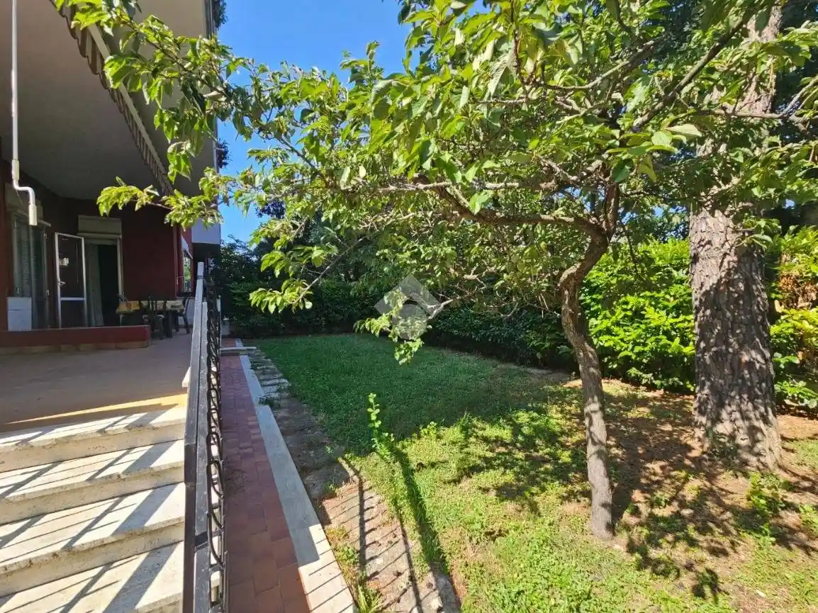 Bilocale via Friuli 1, Parco Hoffman, Sportella Marini, Prato Smeraldo, Foligno - foto 5