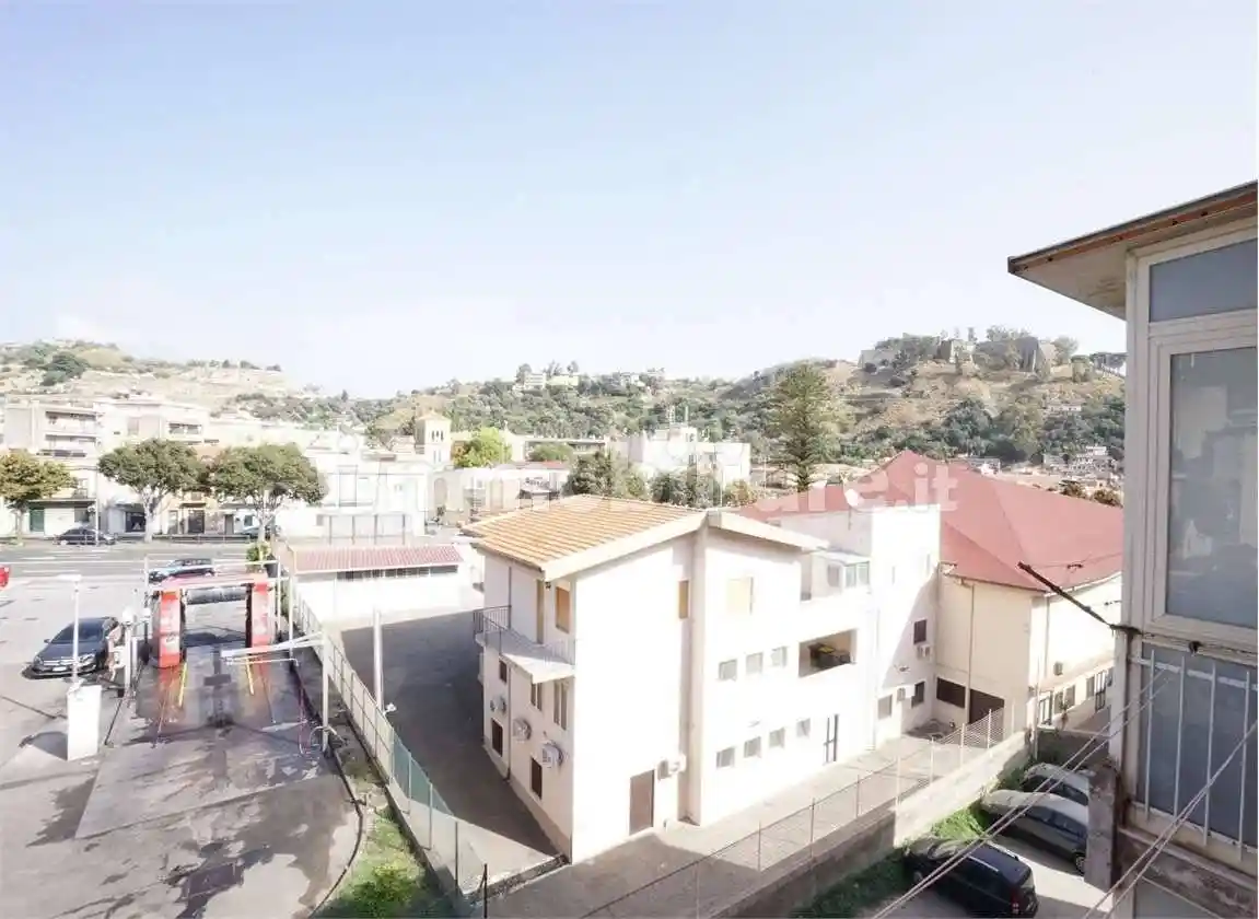 Trilocale via Gerobino Pilli, 102, Camaro Inferiore, Messina - foto 2