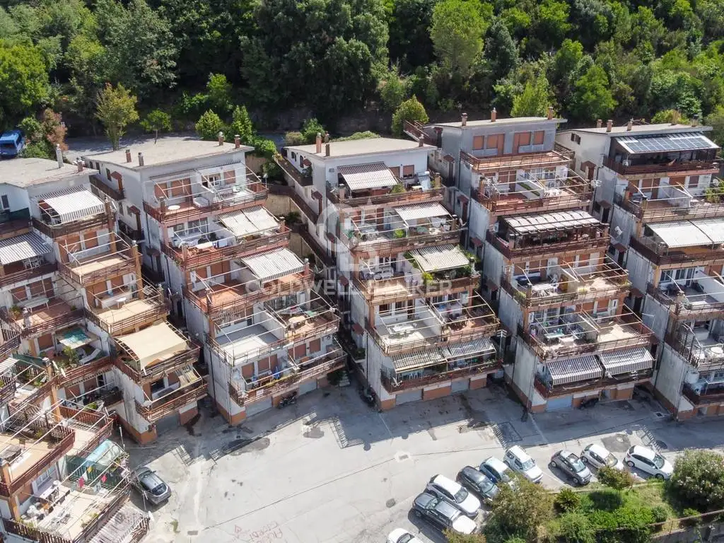 Trilocale via Vittorio Bachelet 8, Centro, Allumiere - foto 2