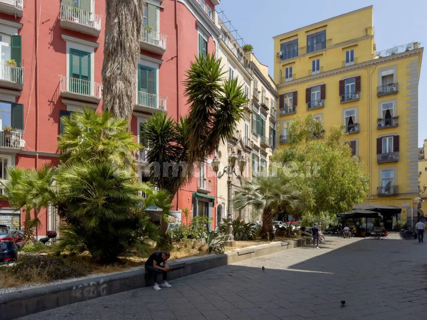 Appartamento in vendita a Napoli