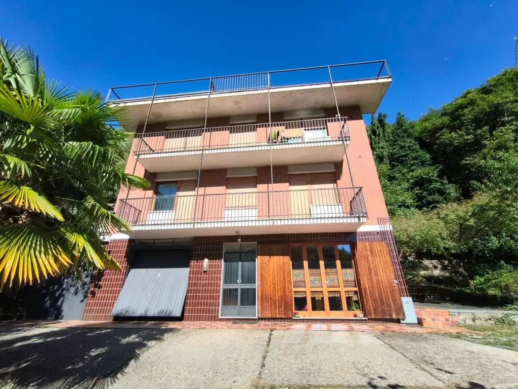 Appartamento in vendita a Pomaretto