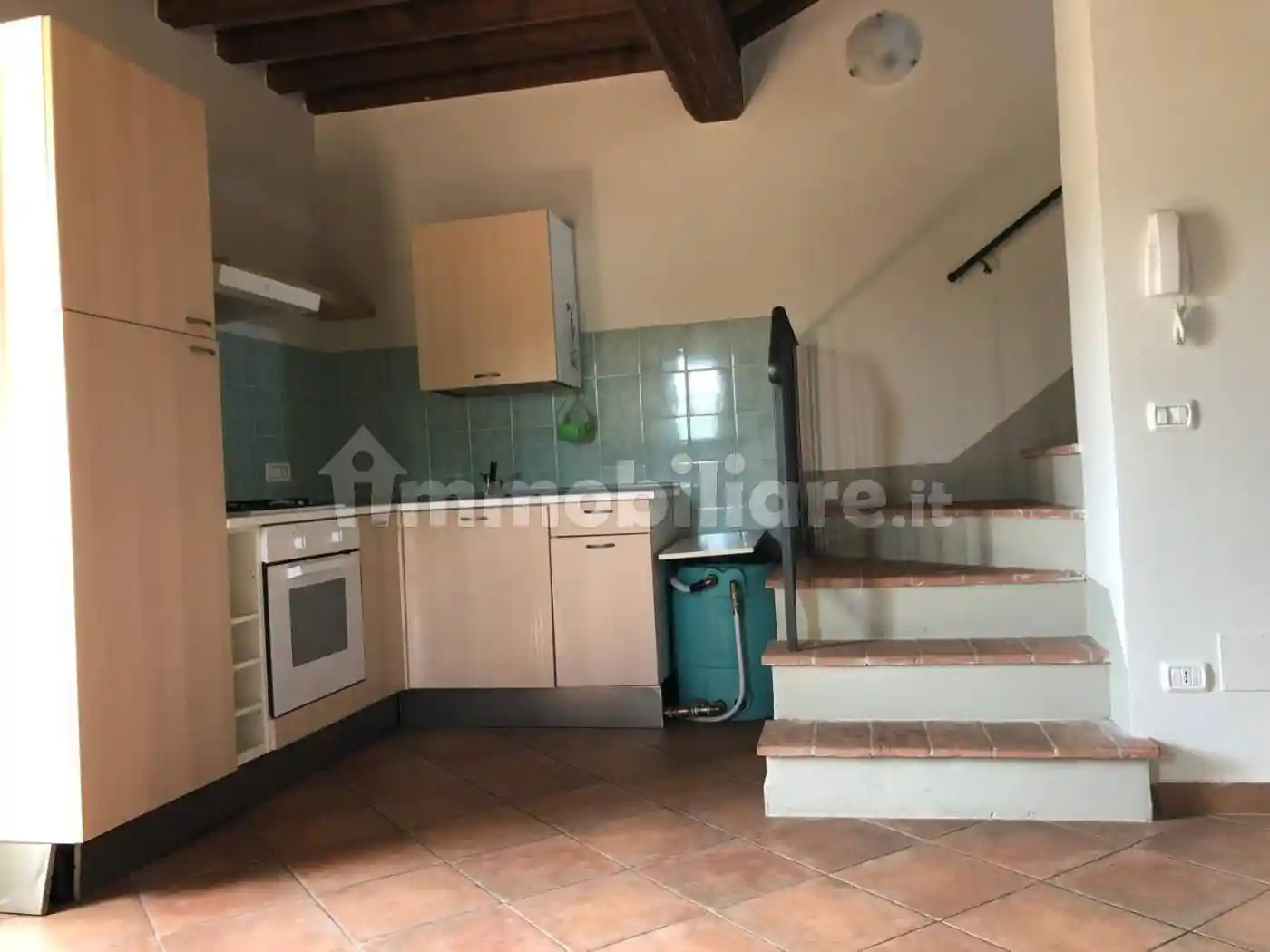 Trilocale ottimo stato, primo piano, Corciano - foto 2