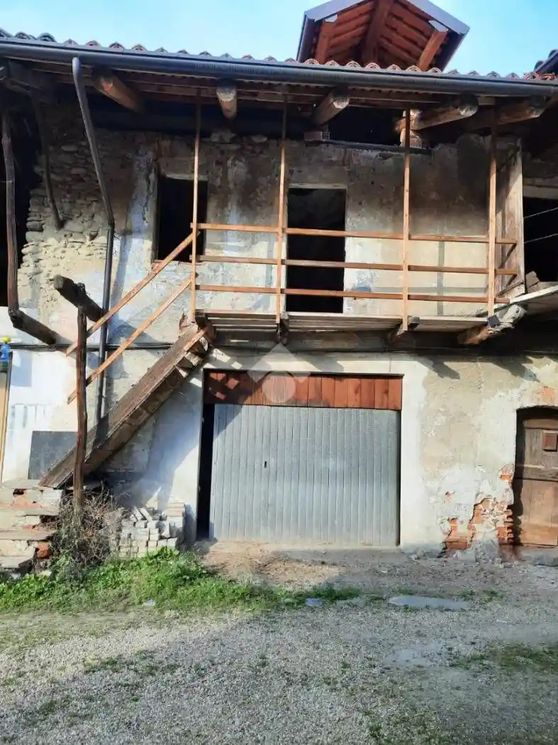 Rustico - Casale in vendita a Mathi
