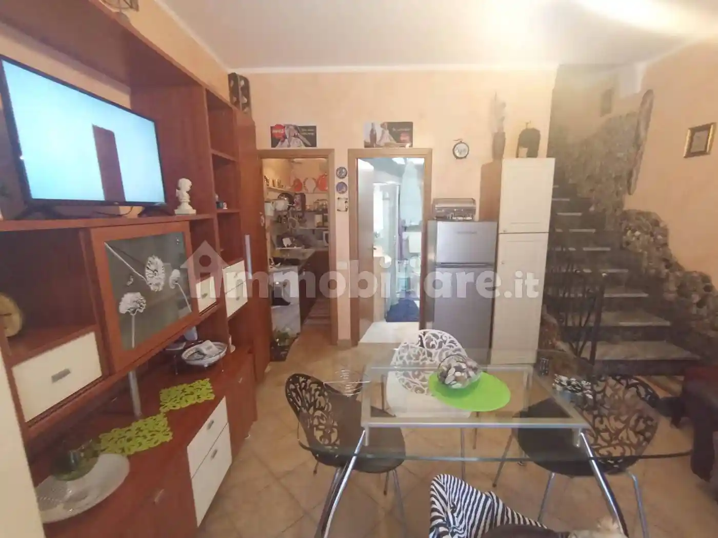 Casa indipendente in vendita a Campofelice di Roccella