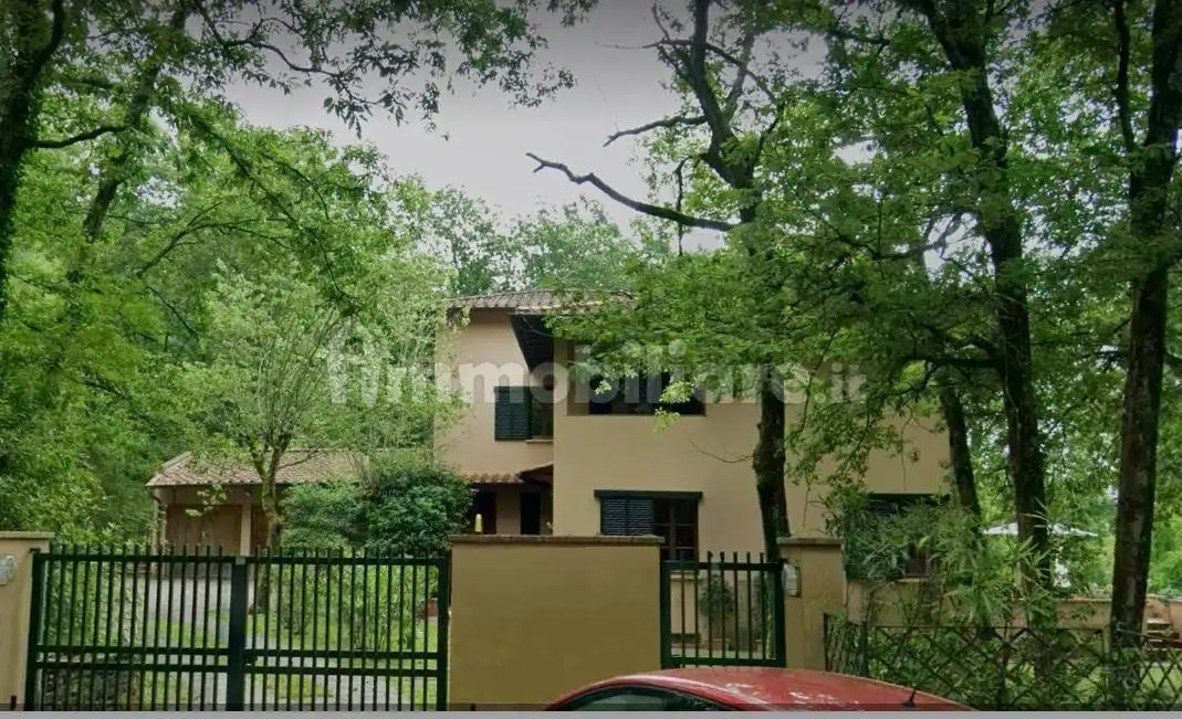 Villa in affitto a Lucca