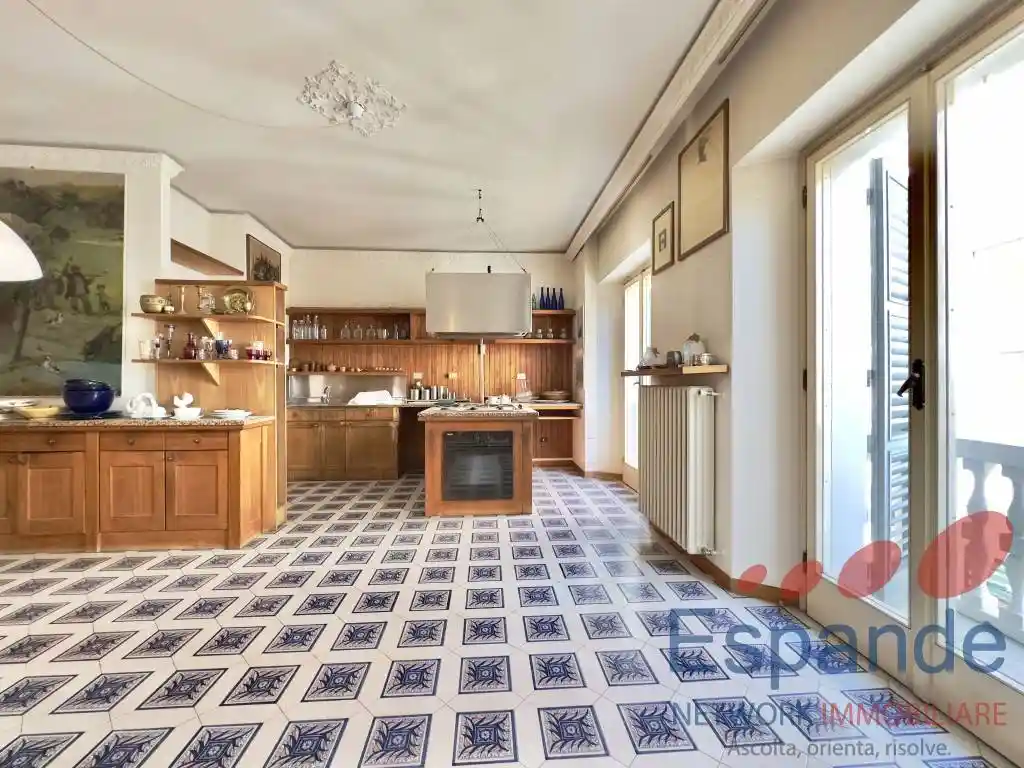 Appartamento buono stato, secondo piano, Viale Vittorio Veneto, Forlì - foto 3