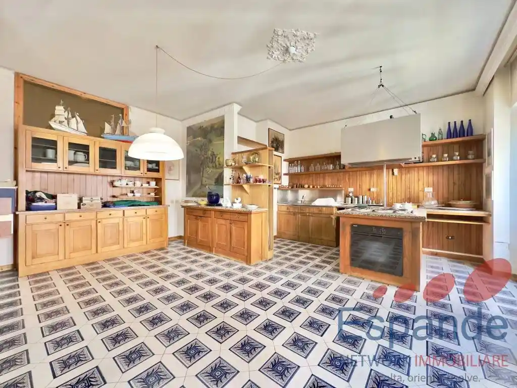 Appartamento buono stato, secondo piano, Viale Vittorio Veneto, Forlì - foto 4