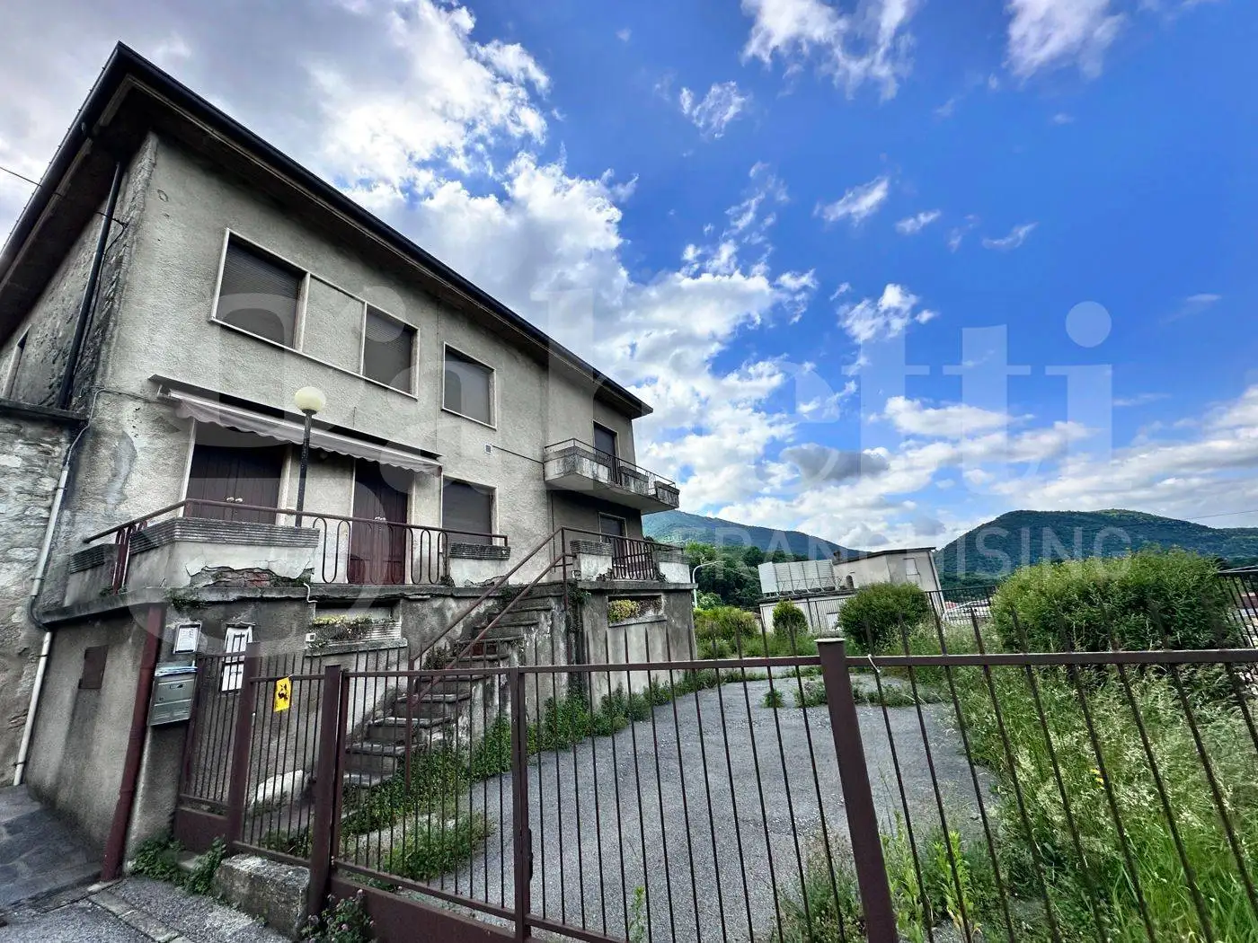 Palazzo - Edificio in Vendita - foto 2