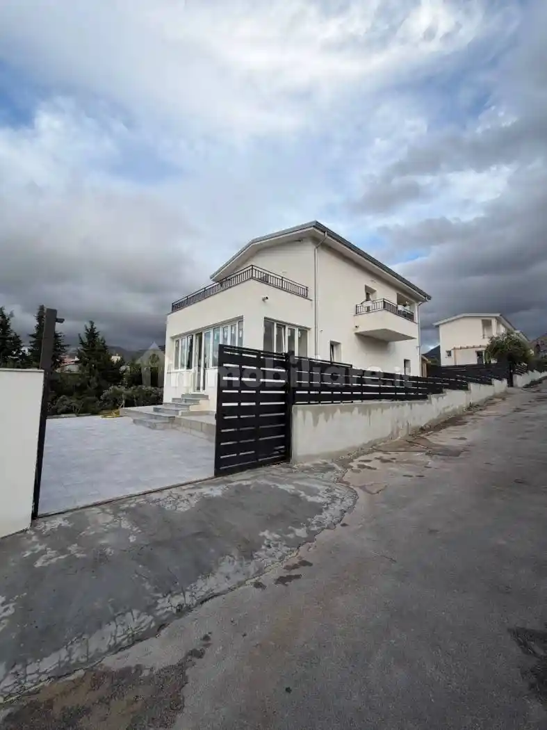 Villa in vendita a Carini