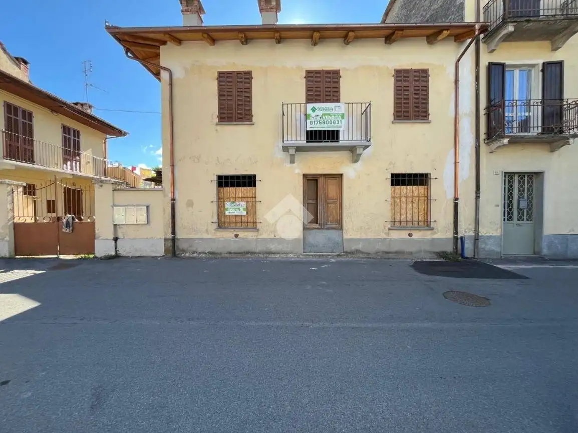 Casa indipendente in vendita a Paesana