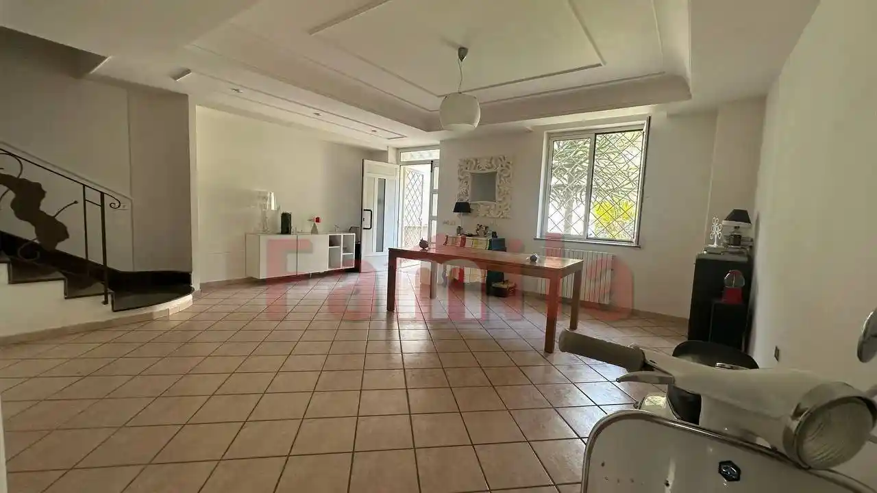 Villetta a schiera in vendita a Sirignano